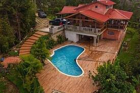 Constanza Cabin | Villa en Constanza, Cantar de Los Gallos