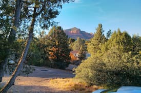 Oak Creek Villa | A-Frame cabin w/view of Bell Rock