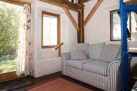 Grantville Other | Apple Cottage on the Prairie