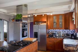 Leicester Bed & Breakfast | Greenfield Manor B&B (Dog Wood)