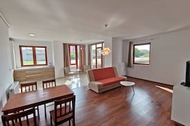 Timisoara Apartment | [NEW] Toronto Apartment 4C