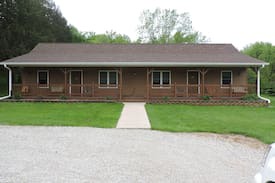 Fayette Cabin | Cushion Cabins East