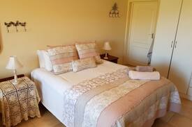 Hartenbos Apartment | Tuscan Village Self-Catering Flat