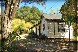 Santa Cruz Cabin | Fairytale Cottage in Happy Valley