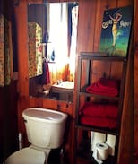 Santa Cruz Cabin | Fairytale Cottage in Happy Valley