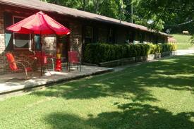 Jonesborough House | THE HIDEOUT