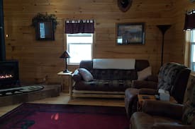Weyerhaeuser Cabin | Winding Creek Cabin