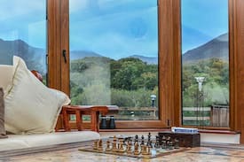 MacGillycuddy's Reeks Bed & Breakfast | Carrauntoohil Retreat -Sunlight to Starlight Room