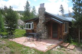 Grand Lake Cabin | Ruffit - Grand Lake Village - Walk to Boardwalk!