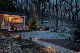 New Fairfield Cabin | The Little Lake Cabin - near lake with hot tub