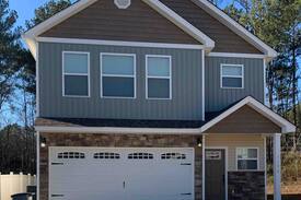 Cleveland House | Scenic Appalachian Valley Getaway in Cleveland, TN