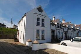 Portrush House | Causeway Coast Rentals - Ocean Retreat