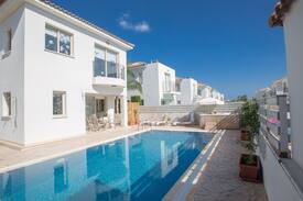 Pernera House | Cyprus In The Sun Palm Villas 5 Gold
