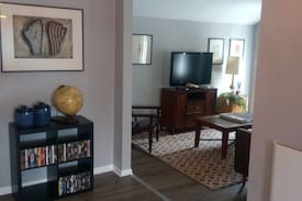 Lakewood House | Spacious Carriage House 420 Friendly