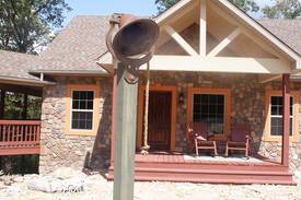Pineville Cabin | PineHill Lodge on Big Sugar Creek