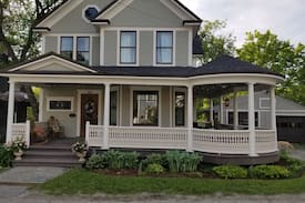 Johnson House | Mansfield Inn Bed and Breakfast