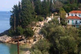 Longos Cabin | Levrechio Postcard Villas - Melodia - Loggos Paxos