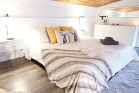 Roberts Creek Apartment | The BeachSide Loft Roberts Creek