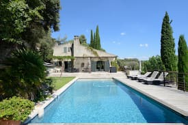 Lourmarin Villa | Villa Nirvana - 6 Private, Ensuite Bedrooms