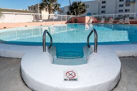Fort Walton Beach Apartment | 114 Tropical Isle Okaloosa Island Florida