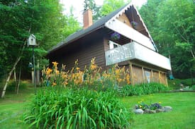 North Kawartha Villa | THE FAT SQUIRREL'S WILDLIFE SANCTUARY AND RETREAT