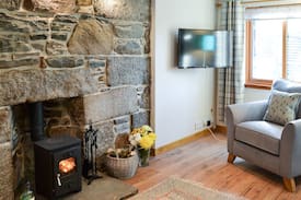 Grantown-on-Spey Cabin | Conifer Cottage, a gem in the Highlands, Grantown