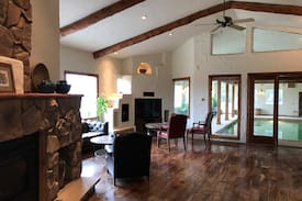 Evergreen House | DENVER-MOUNTAIN-INDOOR POOL!