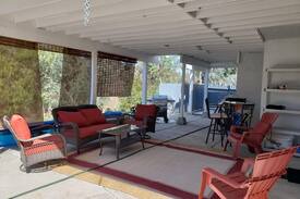 Spring Valley House | Private 2 Bedroom/1 Bath Oasis