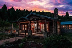 Bozeman Cabin | Bear Canyon Bunkhouse