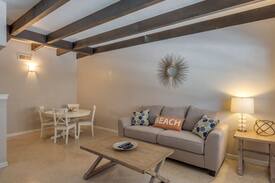 Clearwater Beach Apartment | The Lofts on Baymont - B