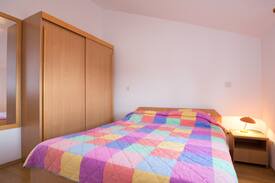 Cres House | Apartment Dino