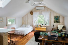 Wakefield-Peacedale House | Treehouse by the sea