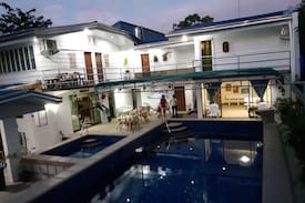 Pansol Villa | Villa AstudilloPrivatePoolHotspringResort