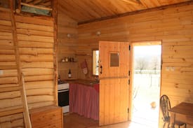Sarlande Cabin | Cerise, Bellessise private, peaceful wooden cabin.