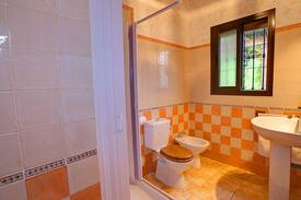 Ronda House | 3 bedroom Villa sleeps 6 in Frontones
