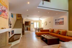 Fodele House | RiverSide Villa