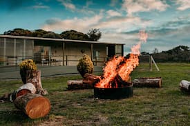 Ward House | Meyersville Lazy Lizard cabin