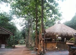 Lom Sak Cabin | บ้านพักจ่ามังกร หริอ ดรากอน โฮมสเตย์