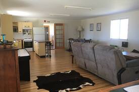 Glen Niven House | Crew Quarters-Valley View-The Summit-Stanthorpe
