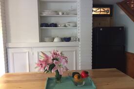 Lake Cowichan House | Riverfront Relaxation