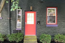 Pittsburgh Apartment | Highland Park Carriage House