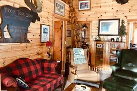Harbor Springs Cabin | Widing's Way Cottage in Harbor Springs
