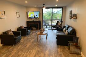 Townsite Apartment | Oceanside Little Beach Paradise