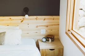 Mt. Hood - Columbia River Gorge Hotel | King Cabin at The Society Hotel