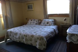 Gosnold House | Cuttyhunk Cottage: Folly