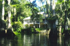 Karnack House | Certain Grace Lakehouse