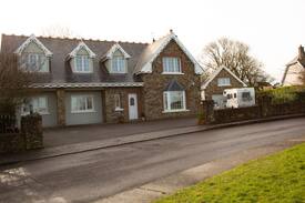 Kinsale Town Centre House | Large 5 bedroom house walking distance to kinsale