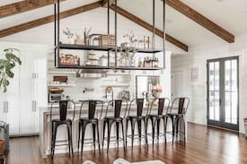 Crawford House | Fixer Upper Producers House : Matsumoto Farm