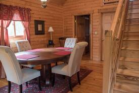 Lake George Cabin | Cabin in the Woods