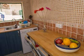 Puerto de Mogan House | Cosy private room in Playa Mogan, 250m @ beach.